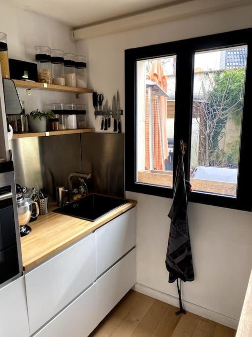 Appartement Avec Jacuzzi - Climatisation - Parking Bordeaux Bagian luar foto